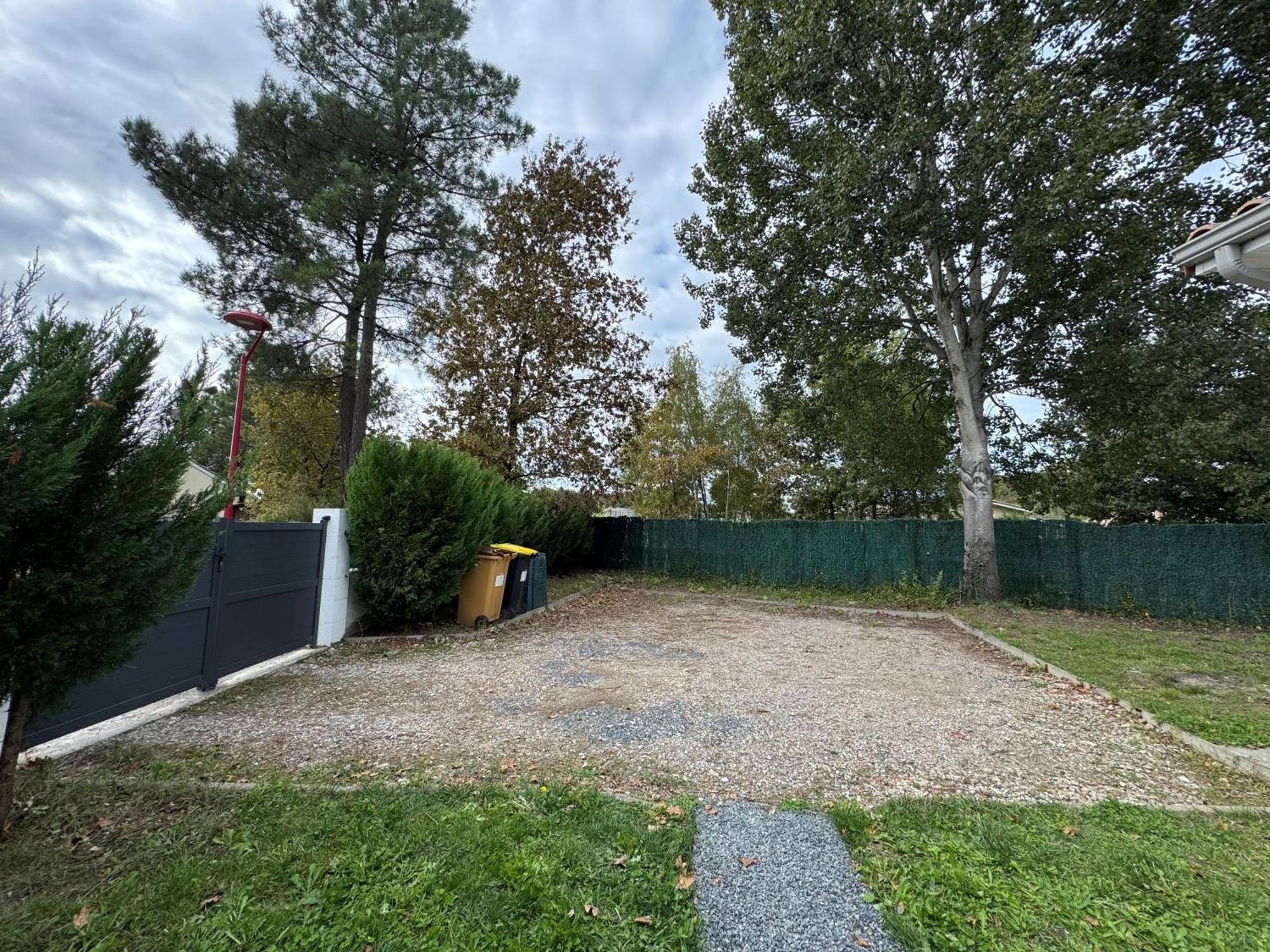 Gite Du Chapelier Gauriaguet Exteriör bild